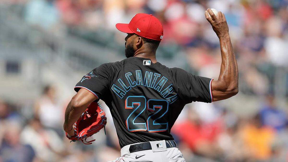 Nada mejor que una apertura de calidad de Sandy Alcántara. Después de un viernes frustrante por la expulsión de Pablo López, el dominicano salió al montículo dispuesto a darles a los Marlins el triunfo que tanto necesitaban.