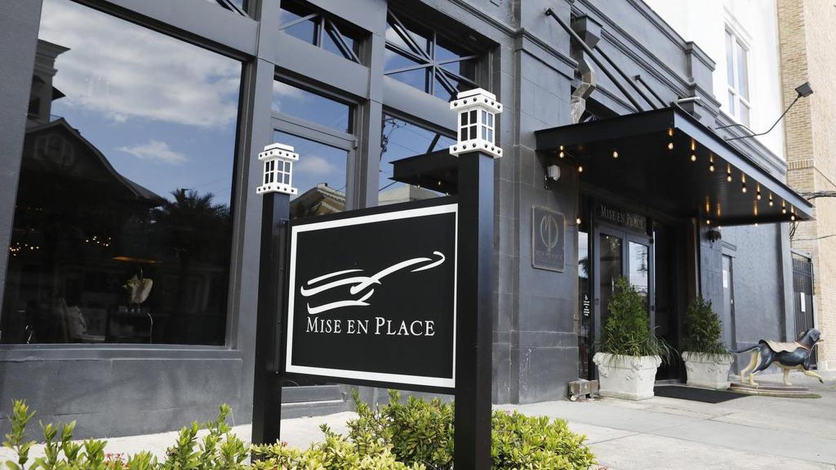 Vista del restaurante Mise en Place en el centro de Tampa, Florida, donde un grupo de cubanos protestó contra una reunión entre la embajadora cubana Lianys Torres Rivera y varios empresarios y políticos locales, el 3 de marzo del 2023.