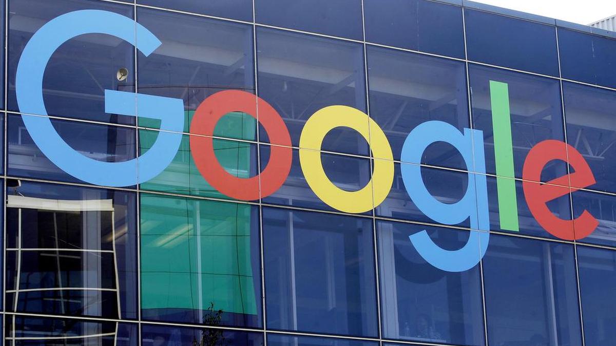 Letrero en un edificio de Google en su campus en Mountain View, California, el 24 de septiembre de 2019.  (Foto AP/Jeff Chiu, archivo)