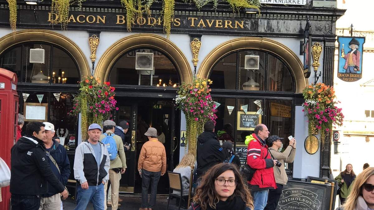 Taberna en Edimburgo.