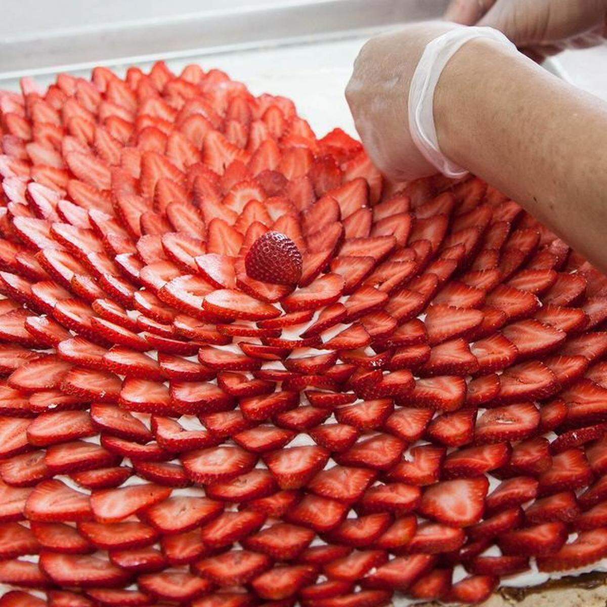 Ya sea una fiesta en casa, una parrillada o el cumpleaños de alguien, cada reunión debería servir una pavlova de Piononos.