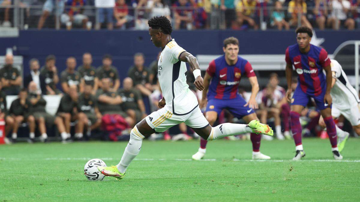El plan del Real Madrid es que Joselu entre en buena sintonía con Vinicius Júnior (foto) y Rodrygo, la juvenil dupla de extremos brasileños que el año mostró que pueden tener un mayor protagonismo en la producción goleadora.