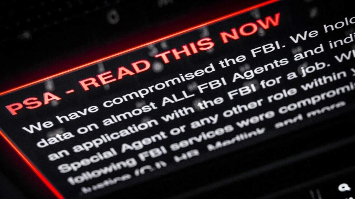 FBI investiga un presunto ciberrobo de datos personales de su personal