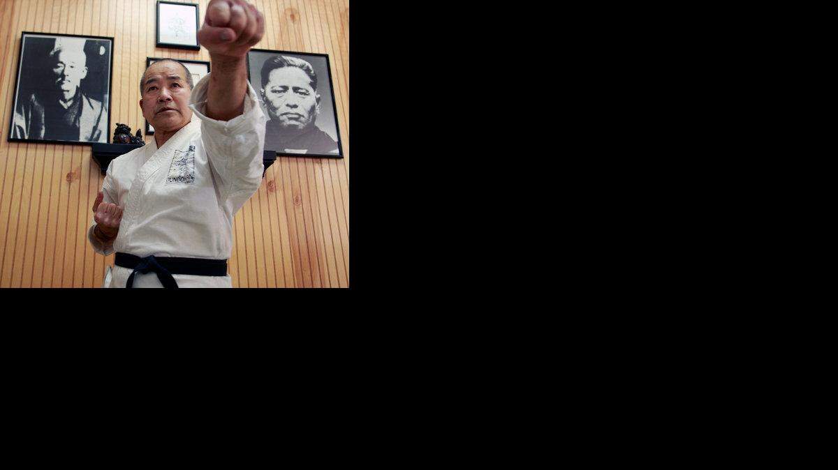 EL SENSEI Teruo Chinen es heredero de las mejores tradiciones del karate do.