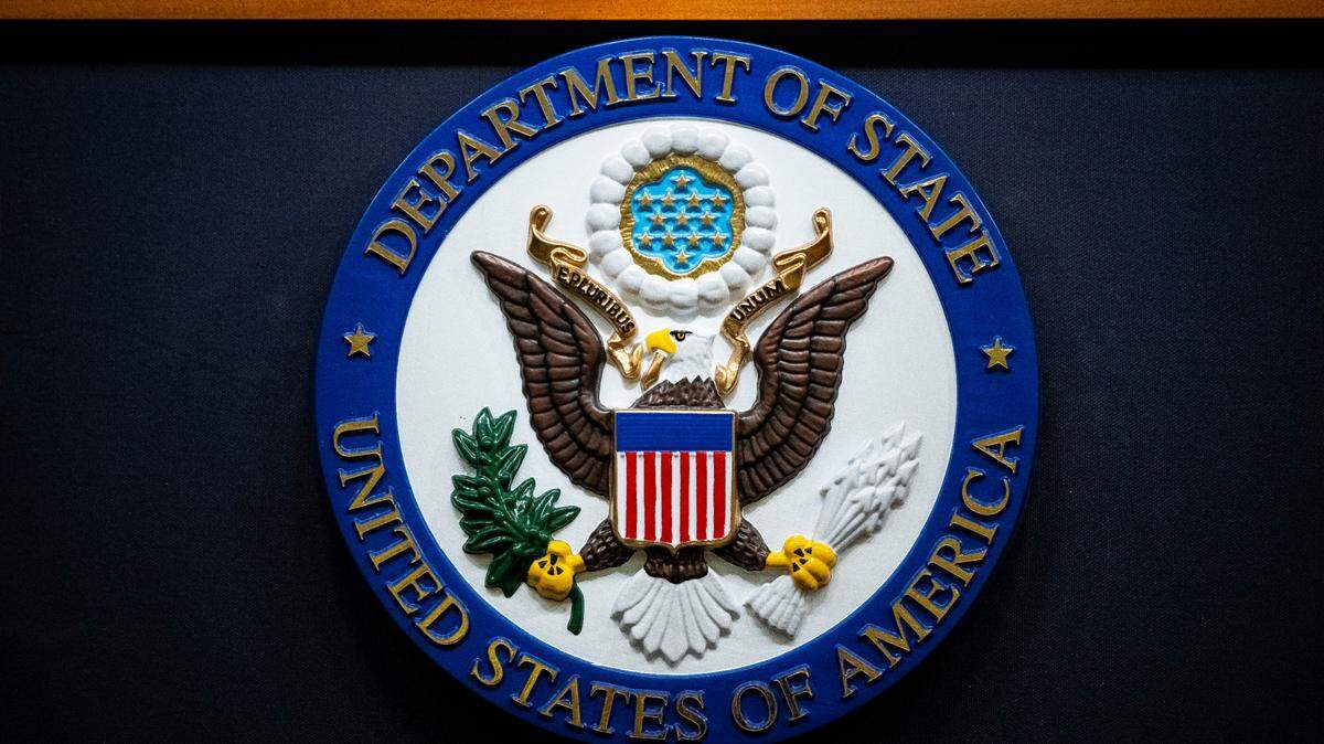 A U.S. State Department team traveled to Caracas to assess whether embassy operations can resume in phases after Maduro’s capture as Washington weighs reopening.