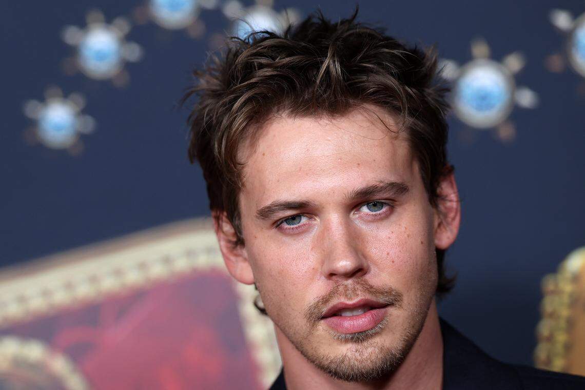 El actor estadounidense Austin Butler asiste al estreno de “Epic: Elvis Presley in Concert” en el Teatro Chino TCL en Hollywood, California, el 18 de febrero de 2026.