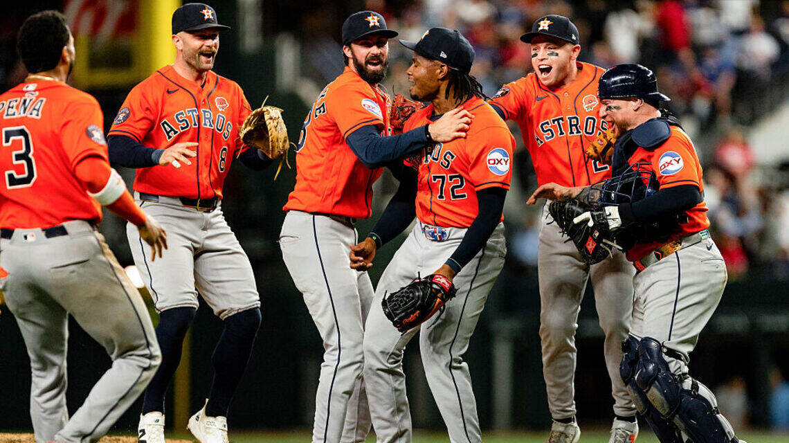 Los Astros logran un juego sin hit ni carrera combinado ante los Rangers y Yordan Álvarez pega su jonrón 16