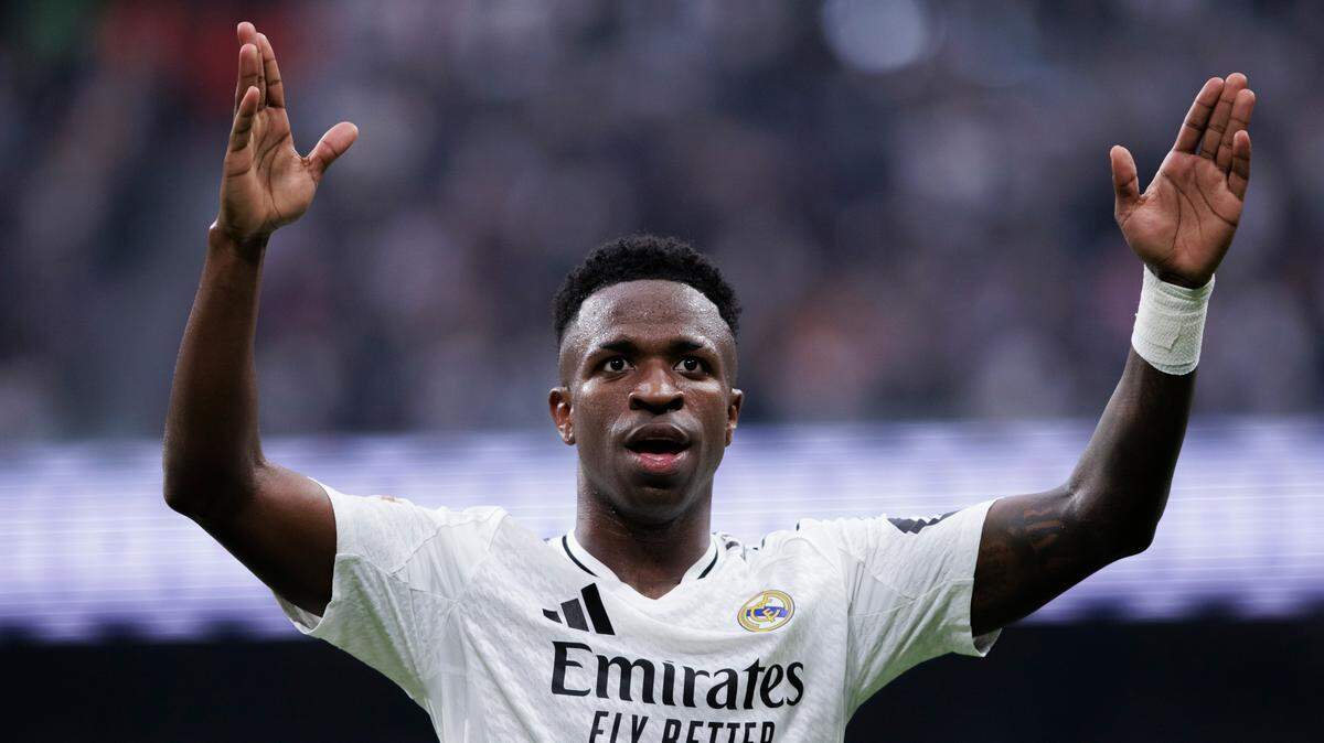 El delantero del Real Madrid Vinicius fue elegido como el mejor jugador del año por la FIFA, este martes en una ceremonia celebrada en Doha, Catar.