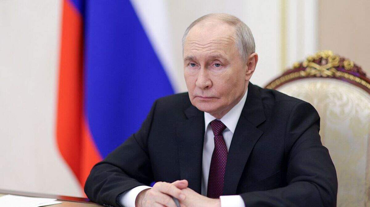 La campaña de ataques a Crimea del Ejército ucraniano obligará al presidente ruso, Vladímir Putin, a elegir entre seguir priorizando su ofensiva en la región de Donetsk del este de Ucrania y reforzar a sus tropas en la península del mar Negro y los territorios ocupados del sur.