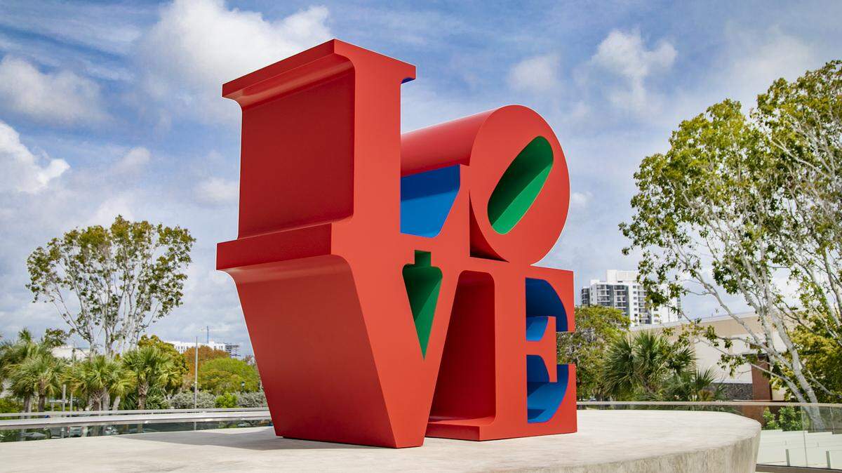 ‘LOVE’, escultura de Robert Indiana.