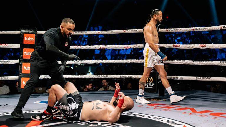 Dos cubanos brillan con nocauts demoledores en una gran noche de BKFC en Hollywood