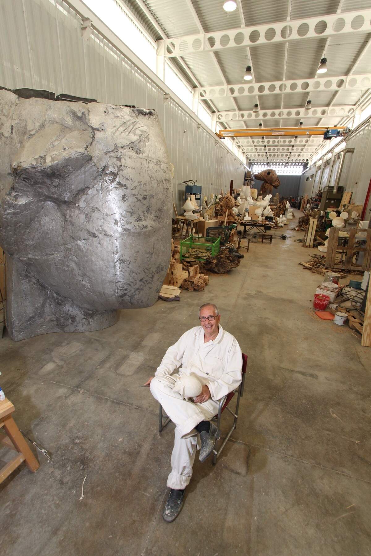 Manolo Valdés en su estudio. 