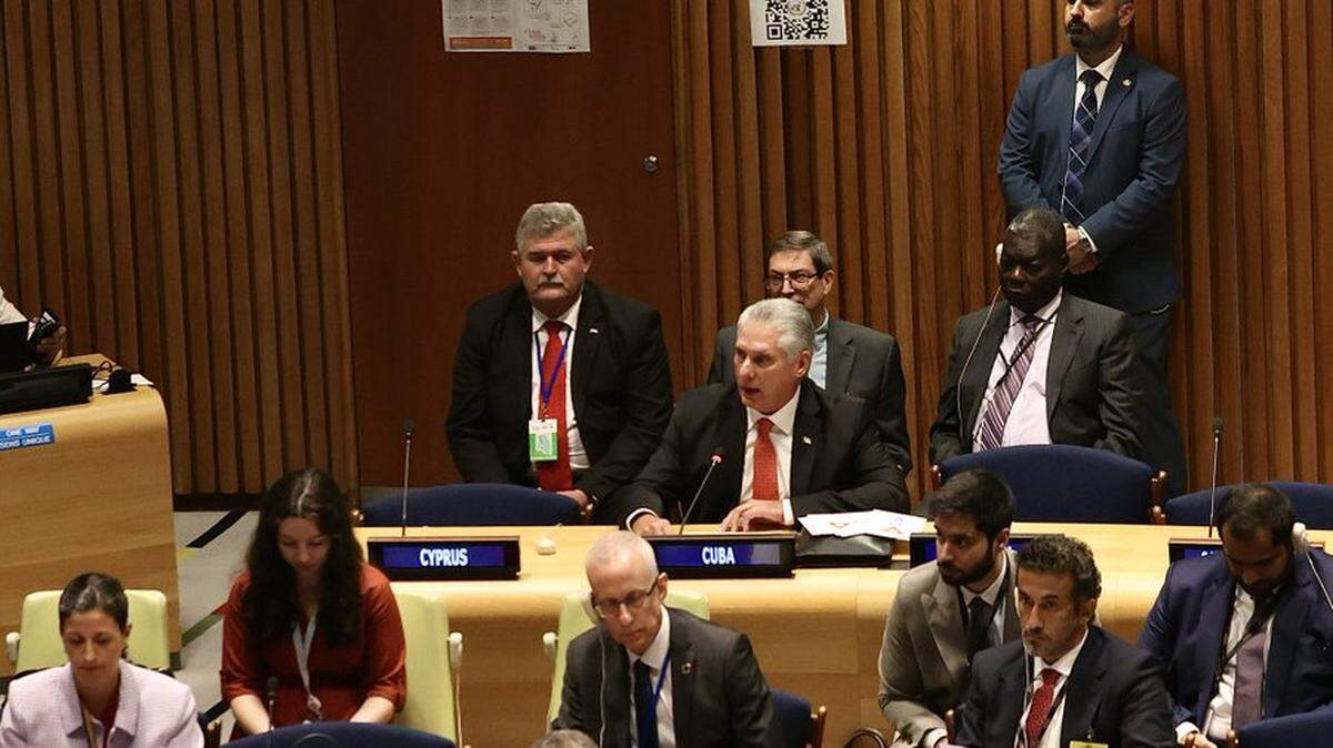El gobernante cubano Miguel Díaz-Canel habla en un evento sobre el financiamiento de la deuda externa en las Naciones Unidas en Nueva York, el 20 de septiembre de 2023.