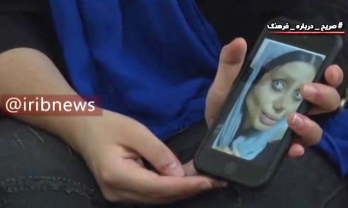 La televisión estatal iraní emitió una entrevista con Sahar Tabar que fue arrestada por orden del tribunal de orientación islámica de Teherán el 5 de octubre después de “numerosas solicitudes del público” para que fuera detenida, dijo la emisora.