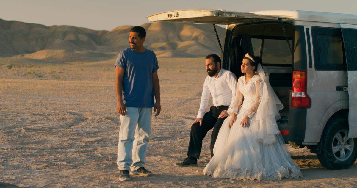 O Cinema South Beach estrena el viernes ‘It Was Just an Accident’ (2025), coproducción entre Irán, Francia y Luxemburgo sigue a un grupo de ex presos políticos iraníes que se enfrentan a la duda de si deben o no vengarse de su torturador. 