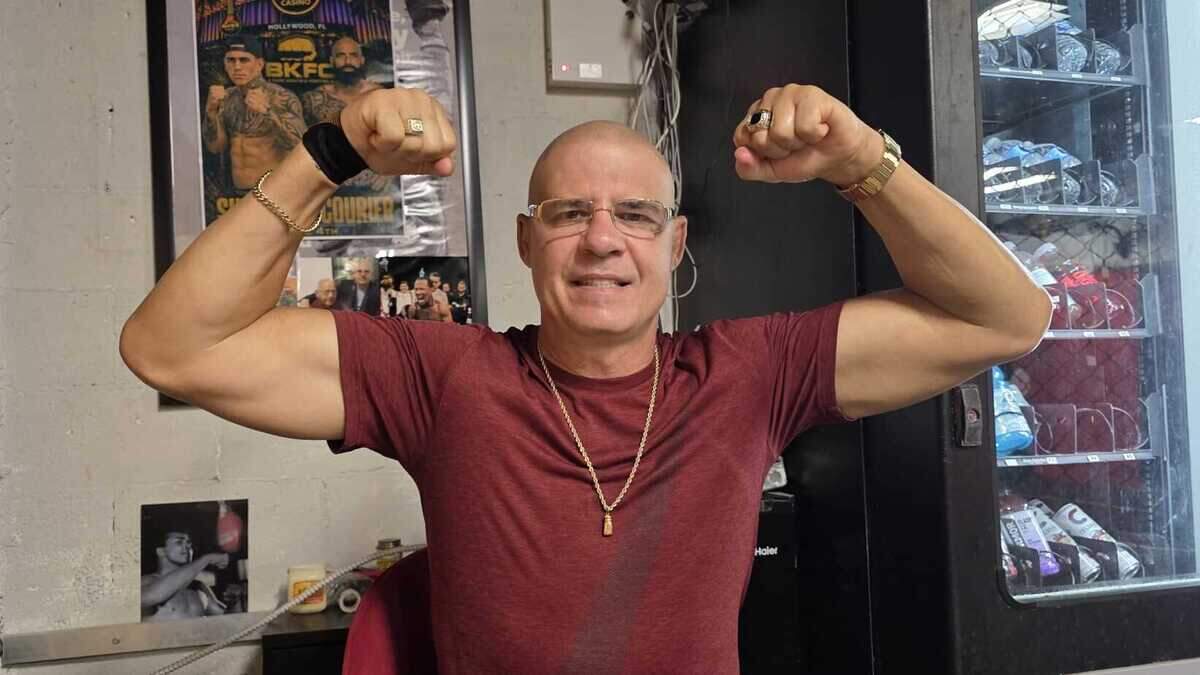 Eric “El Tigre” Castaños, ganador de cinco títulos mundiales de kickboxing, regresa este fin de semana al US Open de Orlando para demostrar que la pasión por competir no tiene fecha de vencimiento.