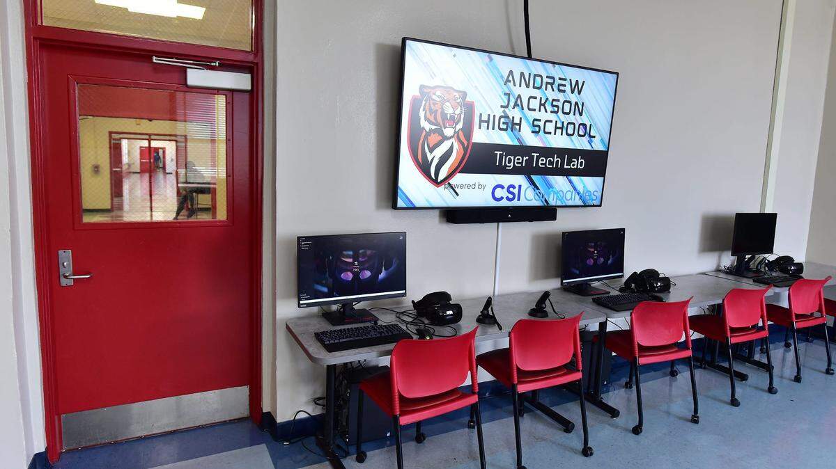 Los atacantes de ransomware, muchos de los cuales operan desde Rusia, no solo han obligado a las escuelas a cerrar temporalmente, sino que han expuesto mucha información privada de los estudiantes.