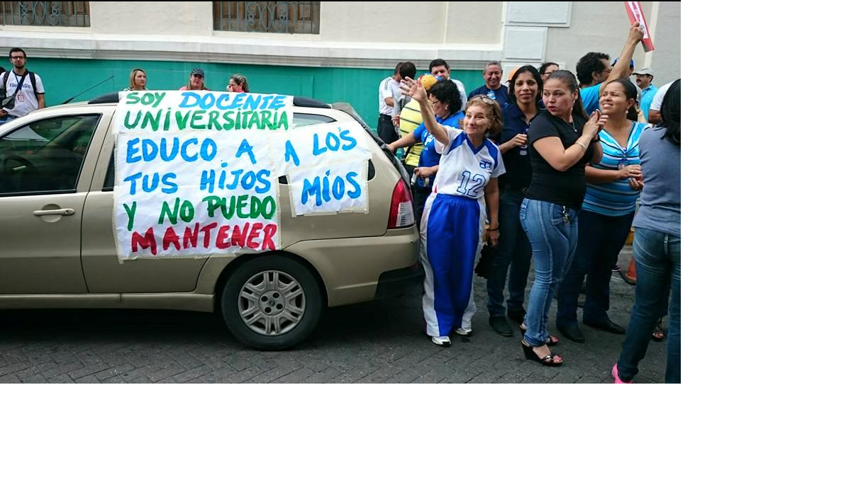 Foto tomada de Twitter @FAPUV