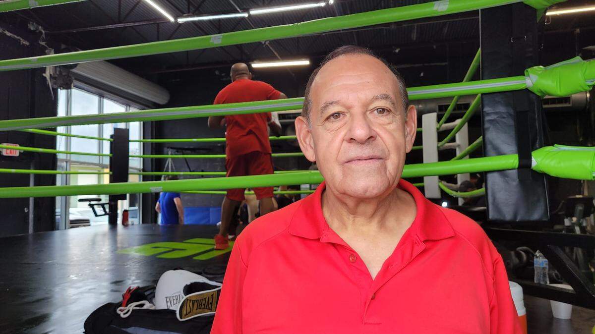 Pedro Roque suma décadas dedicado al boxeo en todas sus vertientes: la profesional y la amateur.