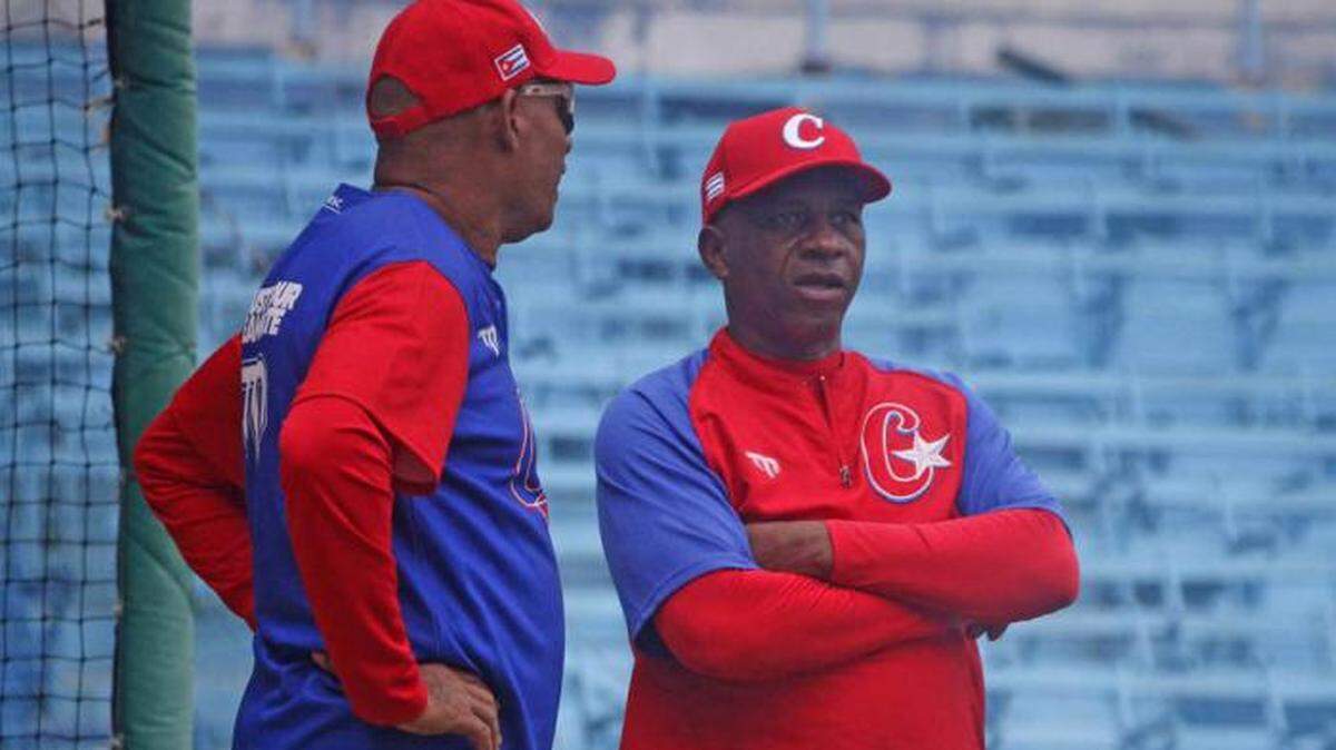 La Federación Cubana de Béisbol y Sóftbol (FCBS) hizo oficial este jueves algo que ya se venía gestando tras bambalinas: Germán Mesa (der.) será el mánager de Cuba en el VI Clásico Mundial de Béisbol. 