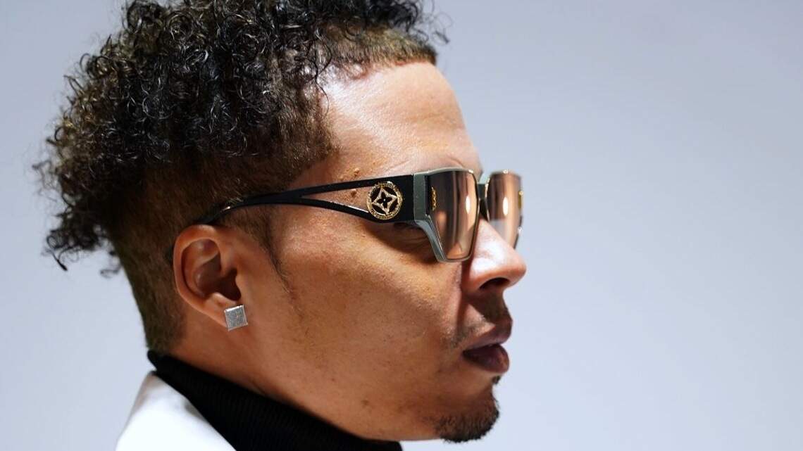 Steve Styles recuerda a su ex dúo, Xtreme, con el tema “Shorty Shorty”