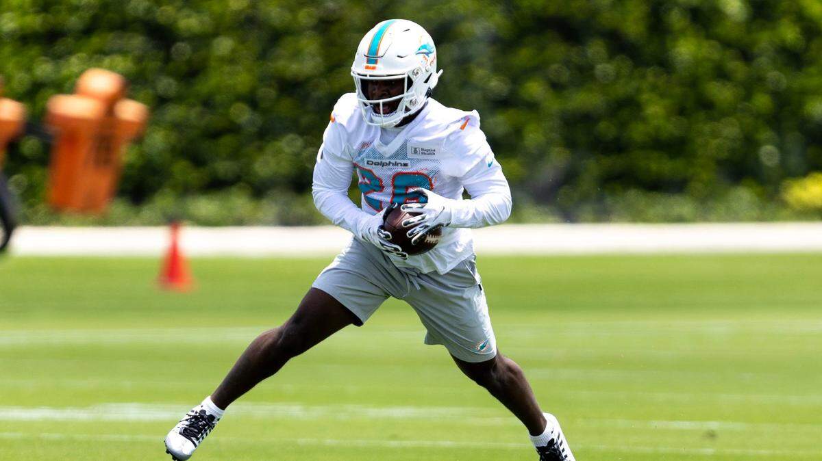 Luego de una ausencia de cuatro juegos por lesión, el running back De’Von Achane pudiera regresar el próximo domingo con los Dolphins de Miami.