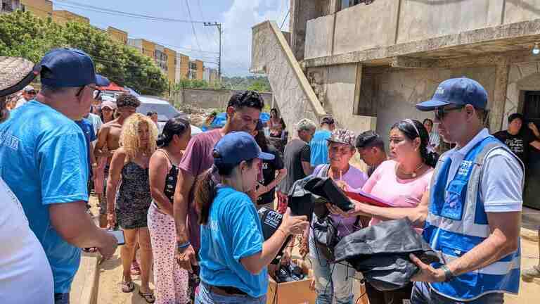 Llegan más suministros desde Florida para damnificados por los terremotos en Venezuela