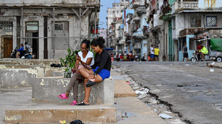 ‘Todo lo que necesitas saber’: embajada facilita a cubanos un camino para solicitar visas