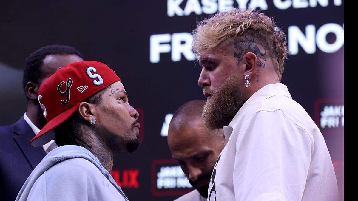 Most Valuable Promotions y Netflix confirmaron que la pelea entre Jake Paul (der.) y Gervonta Davis, programada para el 14 de noviembre en el Kaseya Center de Miami, fue oficialmente cancelada.