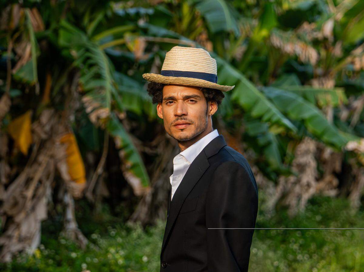 “Bebo de los Matamoros, Ñico Saquito y Benny Moré. Crecí sin televisión escuchando esa radio vieja que era mi única ventana al mundo y ahí se grabó mi ADN musical”, dice Ronkalunga, que quiere llevar los ritmos tradicionales cubanos al mundo.