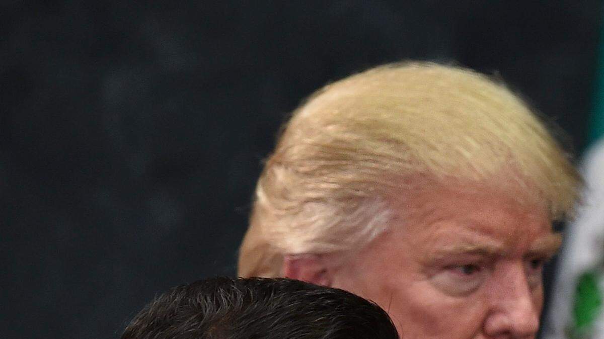 El presidente mexicano Enrique Peña Nieto y el candidato presidencial republicano Donald Trump después de su reunión el miércoles en Ciudad de México.