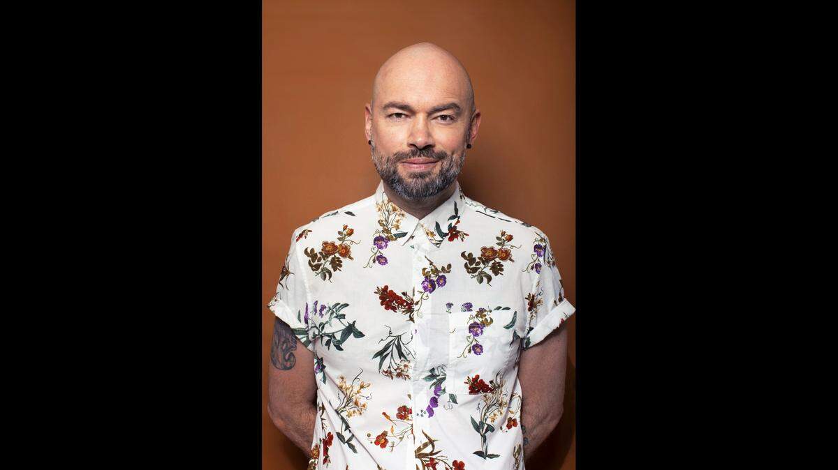 Santiago Cruz 