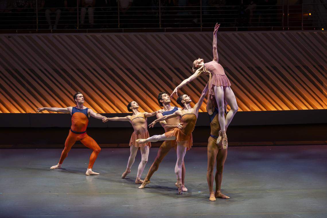 “Iris”, de Sarah Kirkland Snider y la coreógrafa Claudia Schreier.