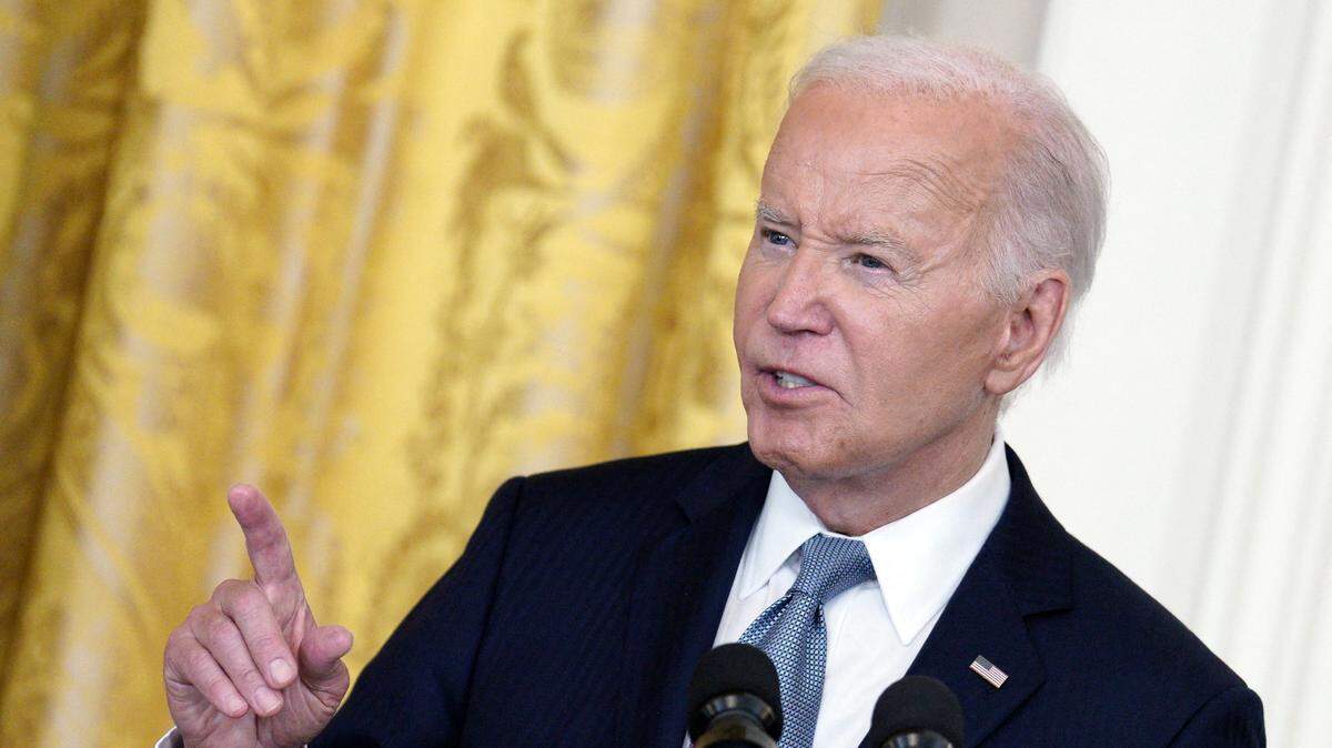 El presidente de Estados Unidos, Joe Biden, se comprometió este miércoles a continuar su campaña por la reelección “hasta el final”, desafiando las crecientes presiones para que abandone su candidatura y mientras se erosiona su apoyo entre los demócratas del Congreso.