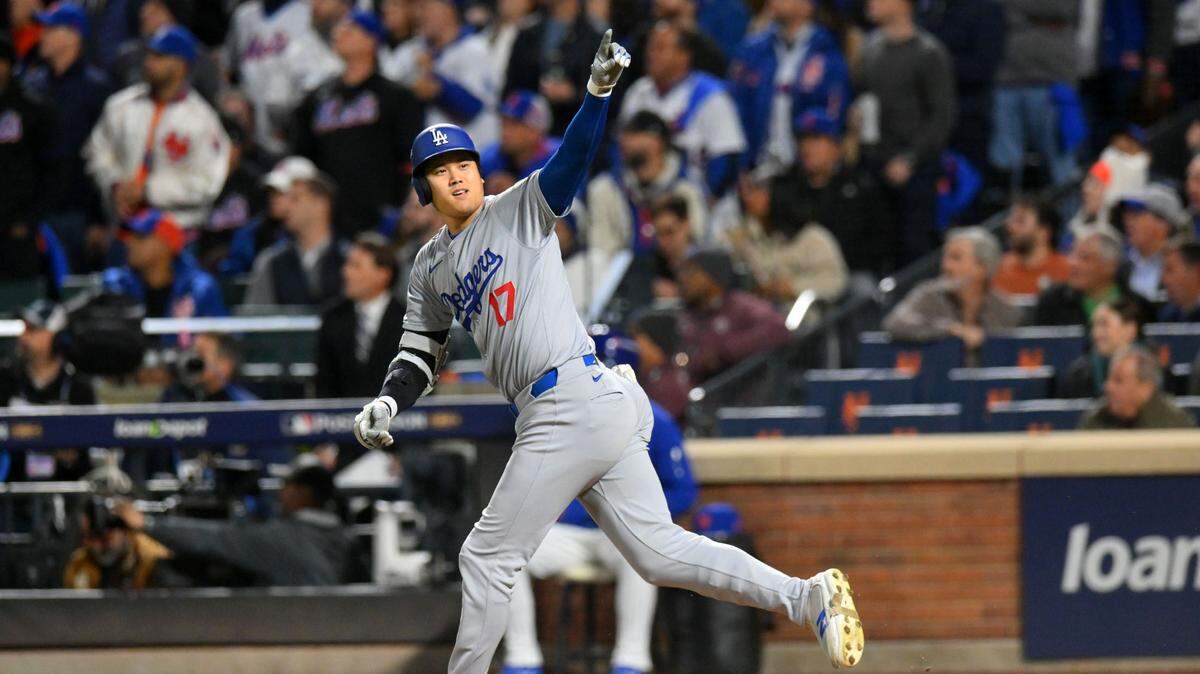 La estrella japonesa de los Dodgers Shohei Ohtani encabeza la ofensiva de su equipo para la Serie Mundial ante los Yankees de Nueva York, que arranca el viernes 25 de octubre en Los Angeles.