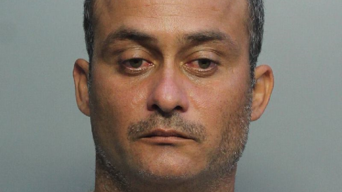 Arrestan a hombre por robo y agresión sexual en Miami Beach, policía cree hay más víctimas