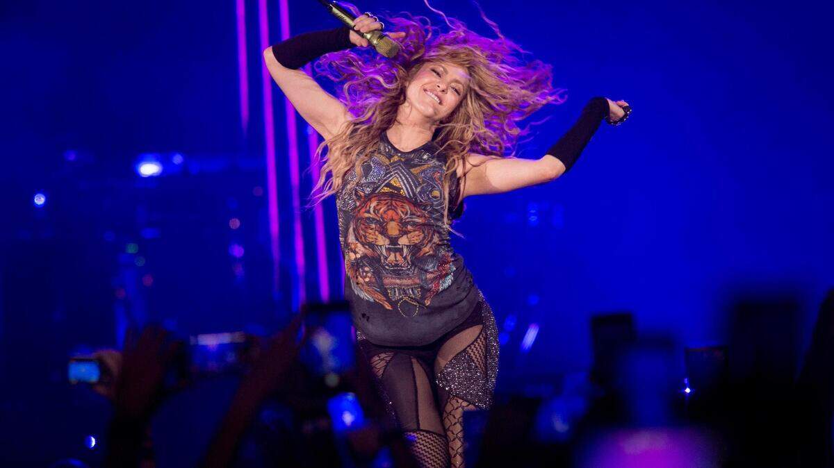 La cantante colombiana Shakira durante el concierto en el Wizink Center de Madrid, incluido en su gira “El Dorado”.