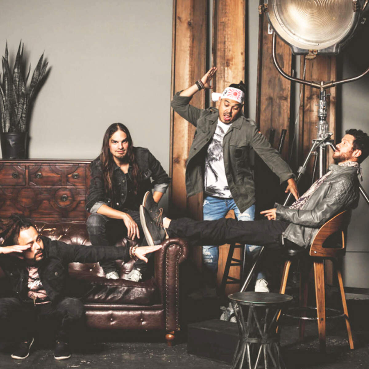 Locos por Juana trae a “Locos por Marley” en Miami Beach Bandshell.