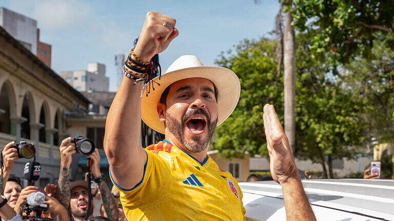 Presidente electo de ultraderecha celebra el inicio de una “nueva era” en Colombia