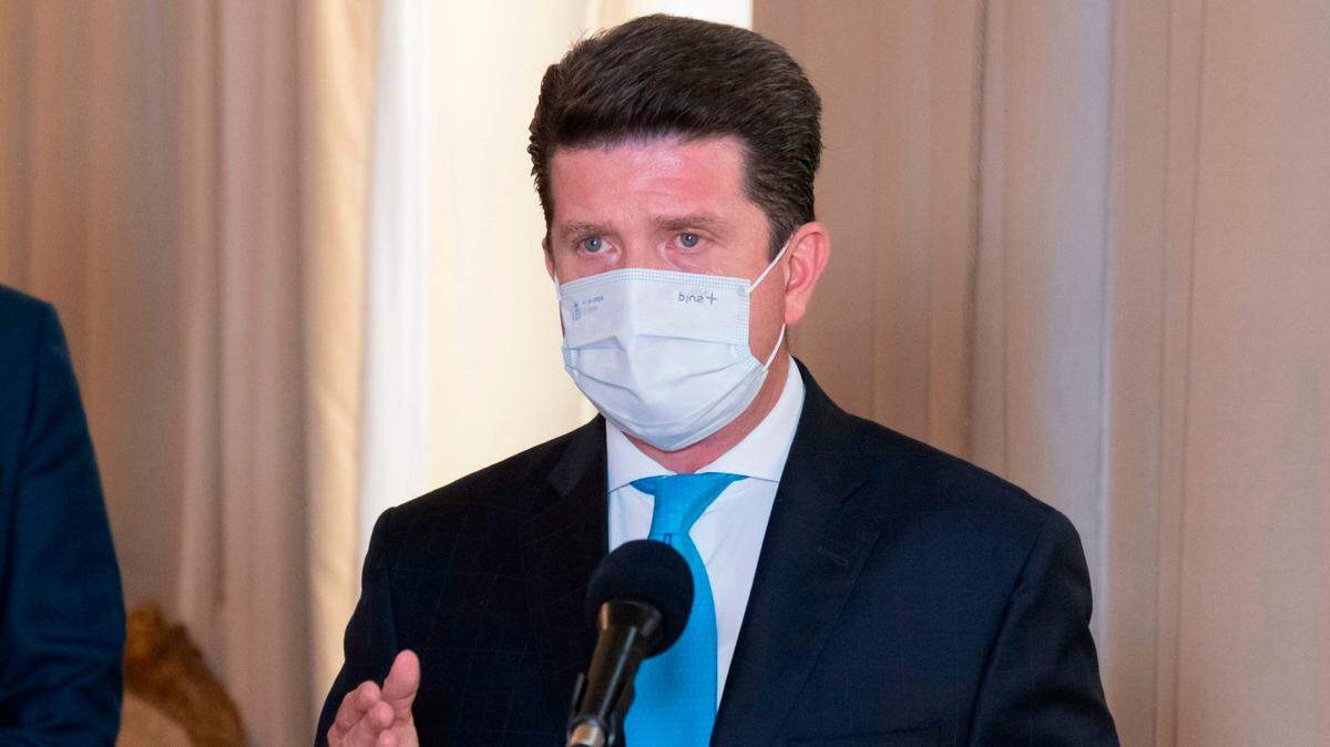 El ministro de Defensa colombiano Diego Molano aseveró que las personas que intentaron colocar bombas en aviones de la fuerza pública que se encontraban en el aeropuerto de Cúcuta fueron contratados desde Venezuela.