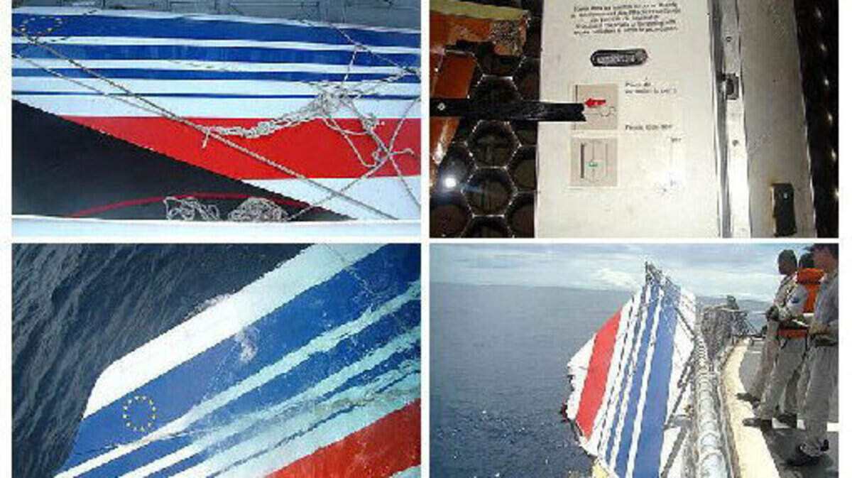 Combo de fotografías cedidas por la Marina brasileña el 9 de junio de 2009, en la que observan la puerta de un baño (arriba d) y otros restos del avión Airbus A330-200 de Air France desaparecido en el Océano Atlántico con 228 personas a bordo cuando viajaba entre Río de Janeiro y París, los cuales fueron hallados por la fragata Constitución durante una operación de búsqueda.