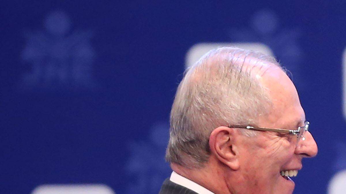 El presidente Pedro Pablo Kuczynski y la líder de la opositora fuerza popular, Keiko Fujimori se reunirán para bajar las tensiones políticas en Perú tras la destitución del ministro de Educación.