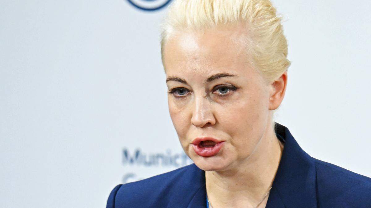 Yulia Navalnaya, esposa de Alexei Navalny, habla en la inauguración de la 60ª Conferencia de Seguridad de Munich (MSC) en el Hotel Bayerischer Hof.