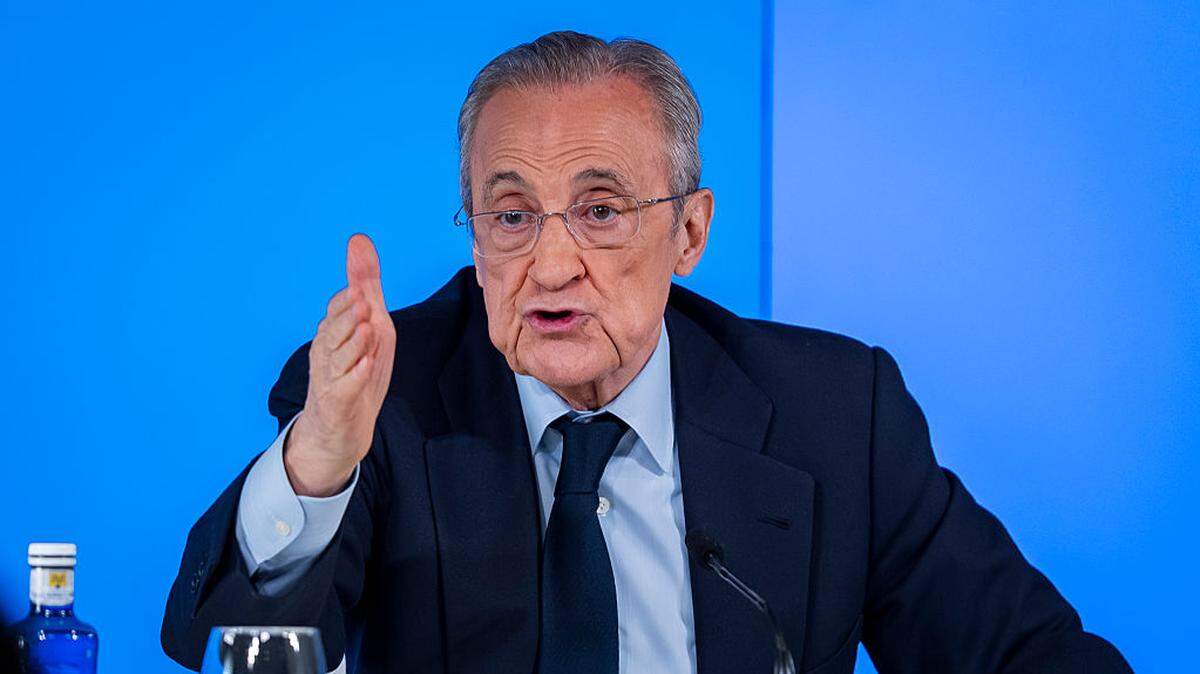 El presidente del Real Madrid, Florentino Pérez, habla en la rueda de prensa para convocar elecciones en su club, el 12 de mayo de 2026 en Madrid.