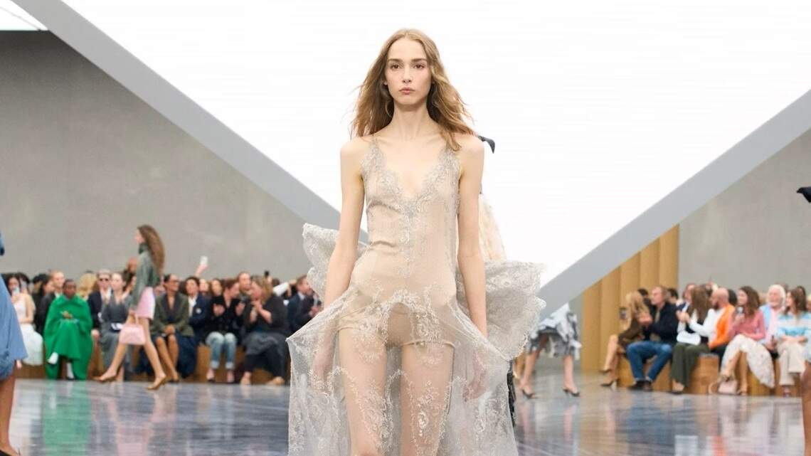 ¿Puede Jonathan Anderson traer de vuelta la ilusión por la moda en Dior?