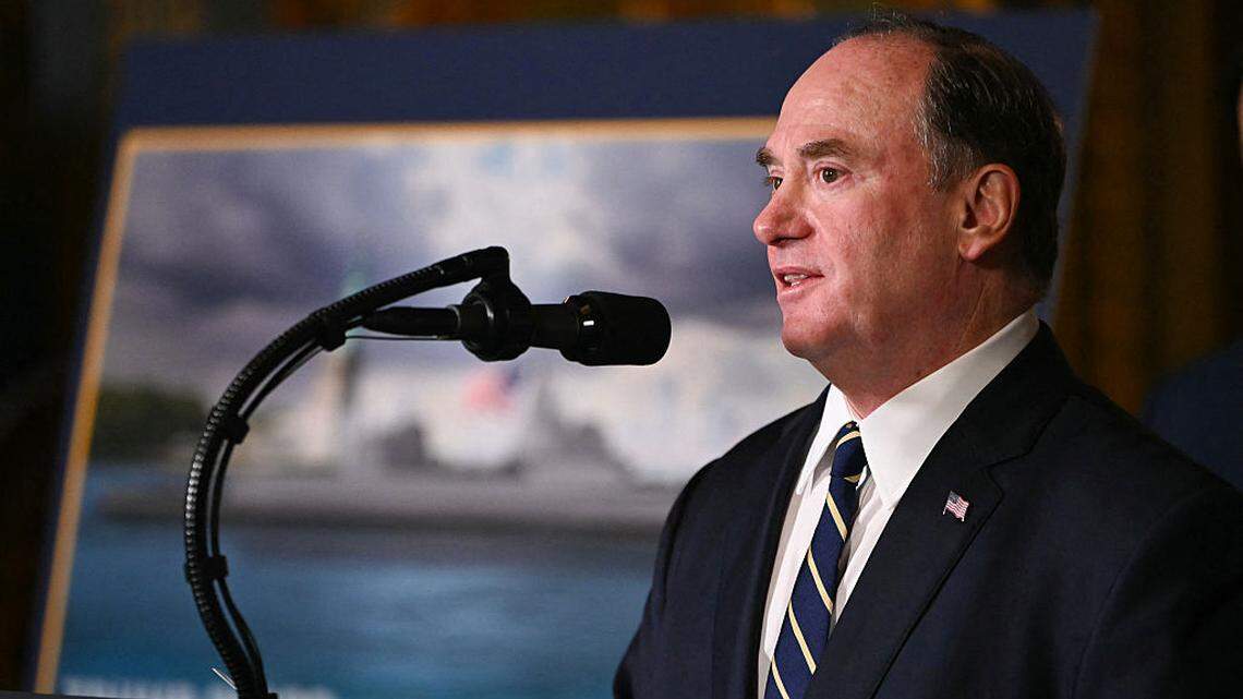 El secretario de la Marina de EEUU, John Phelan, en una foto de archivo del 22 de diciembre de 2025.