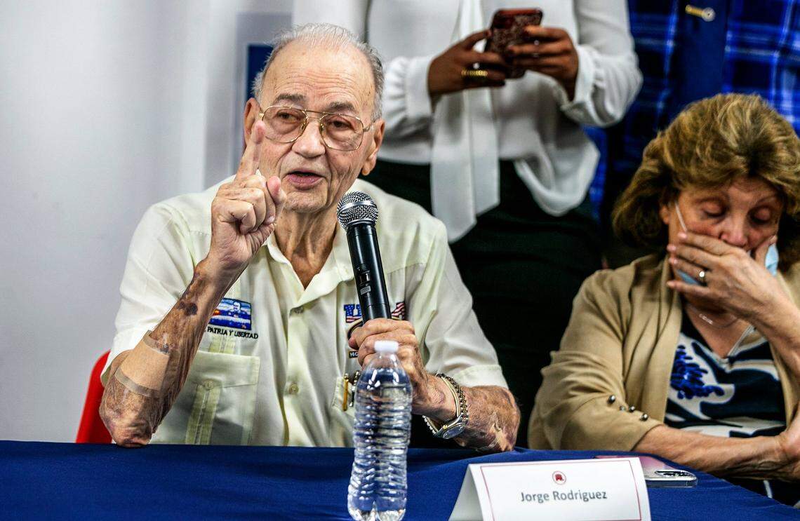 Jorge Rodríguez, fundador de Radio Mambí y propietario de La Poderosa 670 AM y Cadena Azul, durante una mesa redonda organizada por el Comité Nacional Republicano en Doral, el miércoles 08 de junio de 2022, habla sobre la defensa de la libertad de expresión.