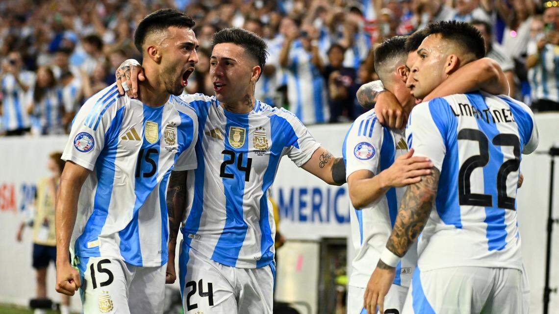 El Dibu Martínez salva a Messi y a Argentina, que sufre mucho para avanzar a semifinales en la Copa América