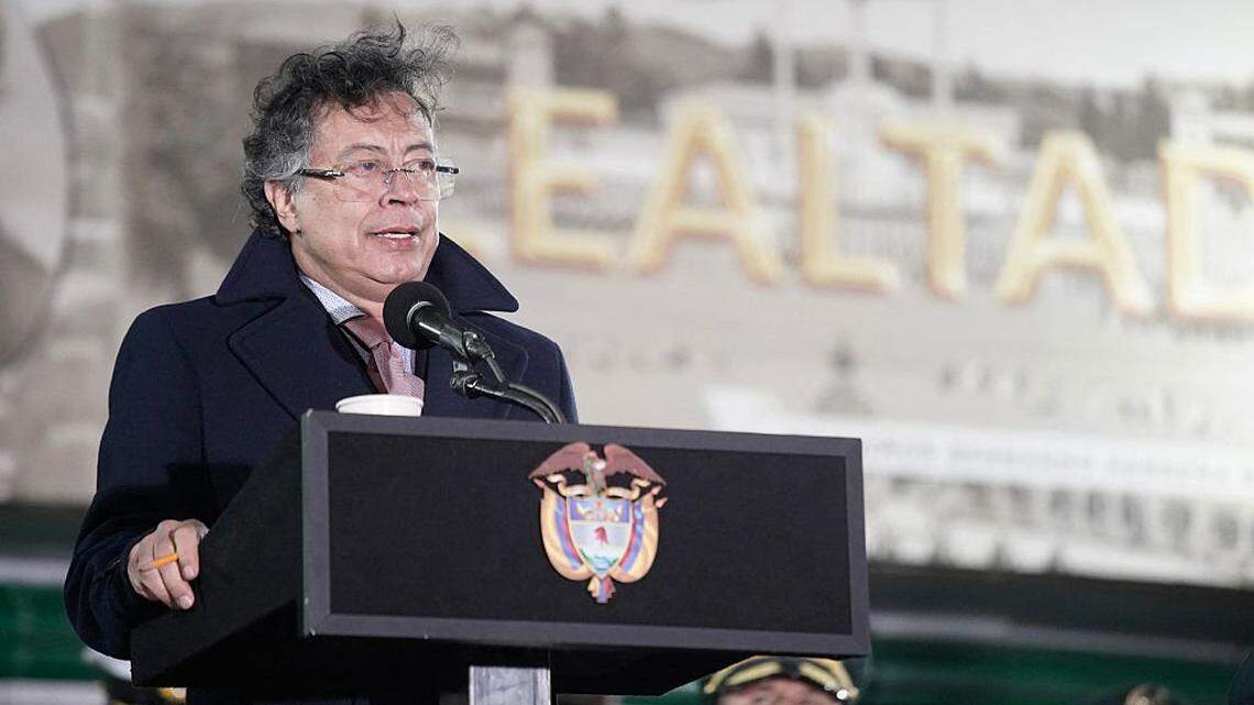 Petro dice que Estados Unidos bombardeó fábrica de cocaína en puerto venezolano de Maracaibo