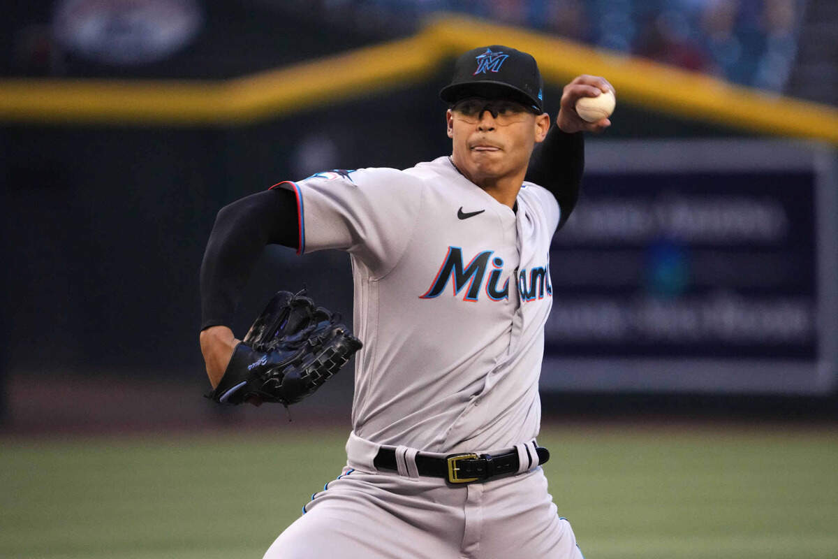 El abridor de los Marlins Jesús Luzardo lanzó seis entradas y permitió una carrera a los Diamondbacks, en el partido celebrado el 9 de mayo de 2023 en Phoenix, Arizona.